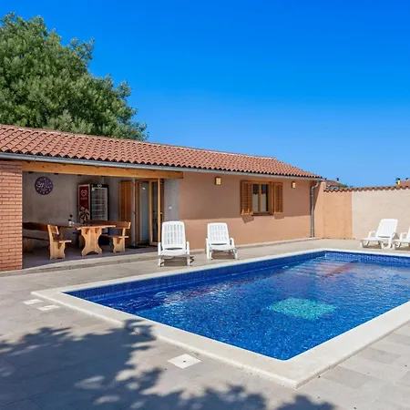Villa Ena *